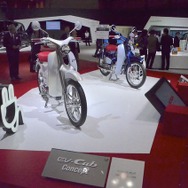 ホンダ EV-Cub Concept（東京モーターショー15）