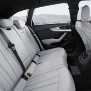 アウディ S4 アバント 新型