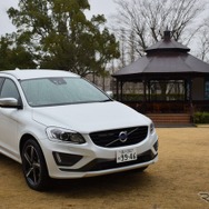 ボルボ XC60 T6 AWD R-デザイン