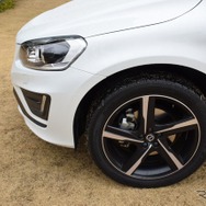 ボルボ XC60 T6 AWD R-デザイン