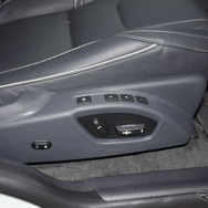 ボルボ XC60 T6 AWD R-デザイン