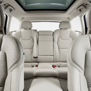 ボルボ V90 新型