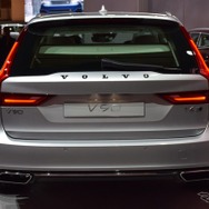 ボルボ V90（ジュネーブモーターショー16）