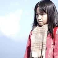 鈴木梨央／『僕だけがいない街』-(C)2016 映画「僕だけがいない街」製作委員会