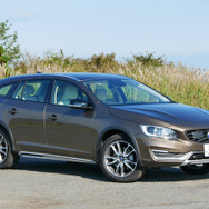 ボルボ V60 クロスカントリー T5 AWD