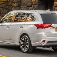 三菱 アウトランダー PHEV 改良新型