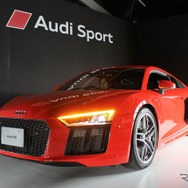 アウディ R8