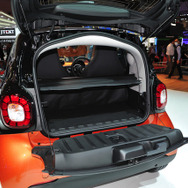 スマート フォーツー（東京モーターショー15）