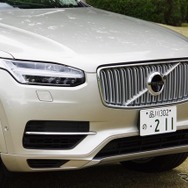 ボルボ XC90 T8 Twin Engine AWD Inscription