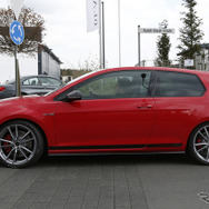 VW ゴルフGTI クラブスポーツS スクープ写真
