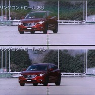 ダブルレーンチェンジの比較画像。車の向き、タイヤのスリップアングルを確認してほしい