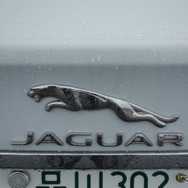 ジャガー XF プレステージ＆ポートフォリオ