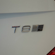 ボルボ XC90 T8 Twin Engine AWD Inscription