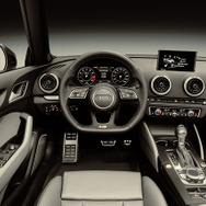 アウディ S3 カブリオレ 改良新型