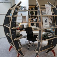 “学習空間に最適な小屋”「LearningCockpit［S-POD］（ラーニングコックピット・エスポッド）」（デジタル・ナレッジ）
