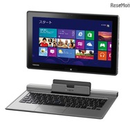 デタッチャブルの例（東芝のdynabook V713）