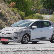ルノー ルーテシア 改良新型 スクープ写真