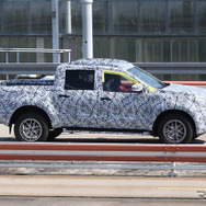 メルセデス日産Xクラストラックスクープ写真
