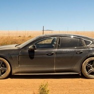 ポルシェ パナメーラ 次期型の開発プロトタイプ車両