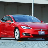 新型テスラ モデルS