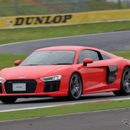 アウディ R8