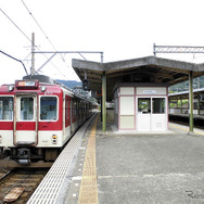 伊勢神宮、内宮と外宮を結ぶ旧街道・古市参宮街道を歩く。伊勢市内の近鉄沿線も散策（AIR & BUS成田発伊勢行きツアー）