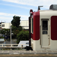 伊勢神宮、内宮と外宮を結ぶ旧街道・古市参宮街道を歩く。伊勢市内の近鉄沿線も散策（AIR & BUS成田発伊勢行きツアー）