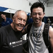 「IMGアカデミー・ニックボロテリーテニス」のニック・ボロテリー代表（左）と高野氏（右）