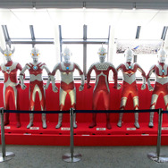 等身大のウルトラ6兄弟（「東京スカイツリー ウルトラ作戦第634号」、6月10日～7月21日）