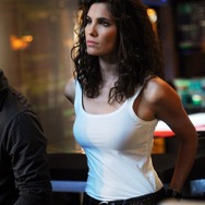 ケンジー・ブライ／「NCIS: LA ～極秘潜入捜査班～」 TM &-(C) 2016 CBS Studios Inc. All Rights Reserved.