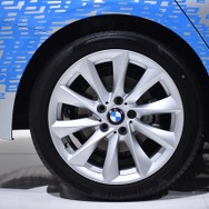 BMW 330e（東京モーターショー15）