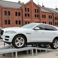 ジャガー F-PACE
