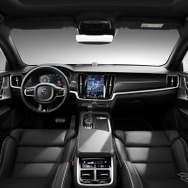 ボルボ S90 と V90 新型のRデザイン