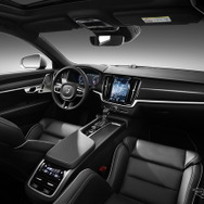 ボルボ S90 と V90 新型のRデザイン