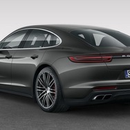ポルシェ パナメーラ 新型