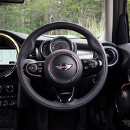 MINI クーパーD 5ドアハッチバック
