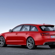 アウディ RS6 アバント パフォーマンス