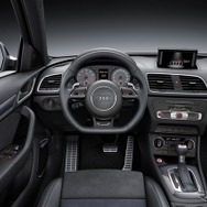 アウディ RS Q3 パフォーマンス