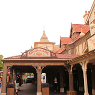 キャプテンフックス・ギャレーin東京ディズニーランド