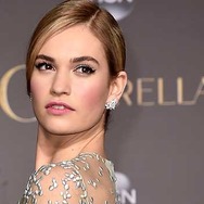 リリー・ジェームズ-(C)Getty Images