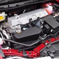 トヨタ オーリスハイブリッド