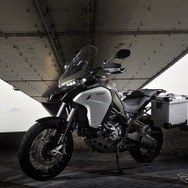 ムルティストラーダ 1200 エンデューロ