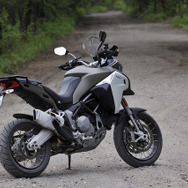 ムルティストラーダ 1200 エンデューロ