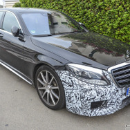 メルセデス　AMG S63 　セダン　スクープ写真