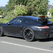 ポルシェ　911 GT2 RS