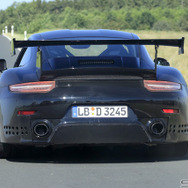 ポルシェ　911 GT2 RS