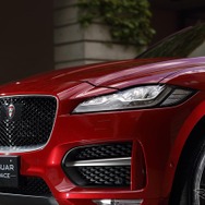 ジャガー F-PACE