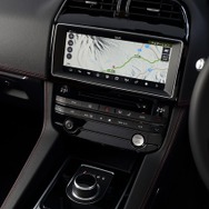 ジャガー F-PACE