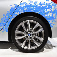 BMW 225xe（東京モーターショー15）