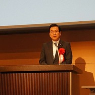 文部科学省の堂故茂大臣政務官
